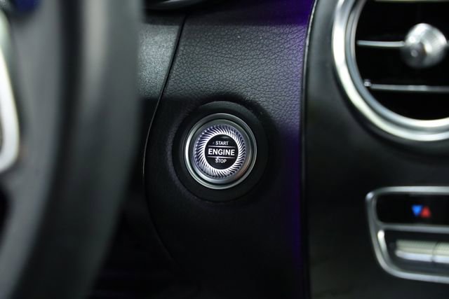Used 2022 Mercedes-Benz GLC 300 w/ Premium Package Lite image 25