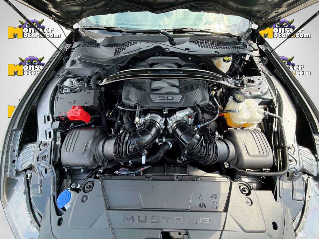 Used 2024 Ford Mustang Dark Horse RWD image 32