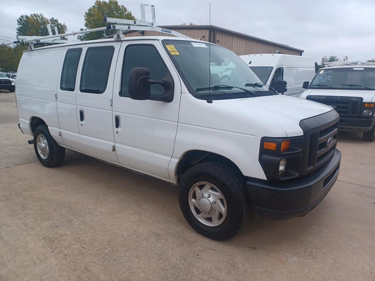 Used 2008 Ford E-250 and Econoline 250 RWD image 3