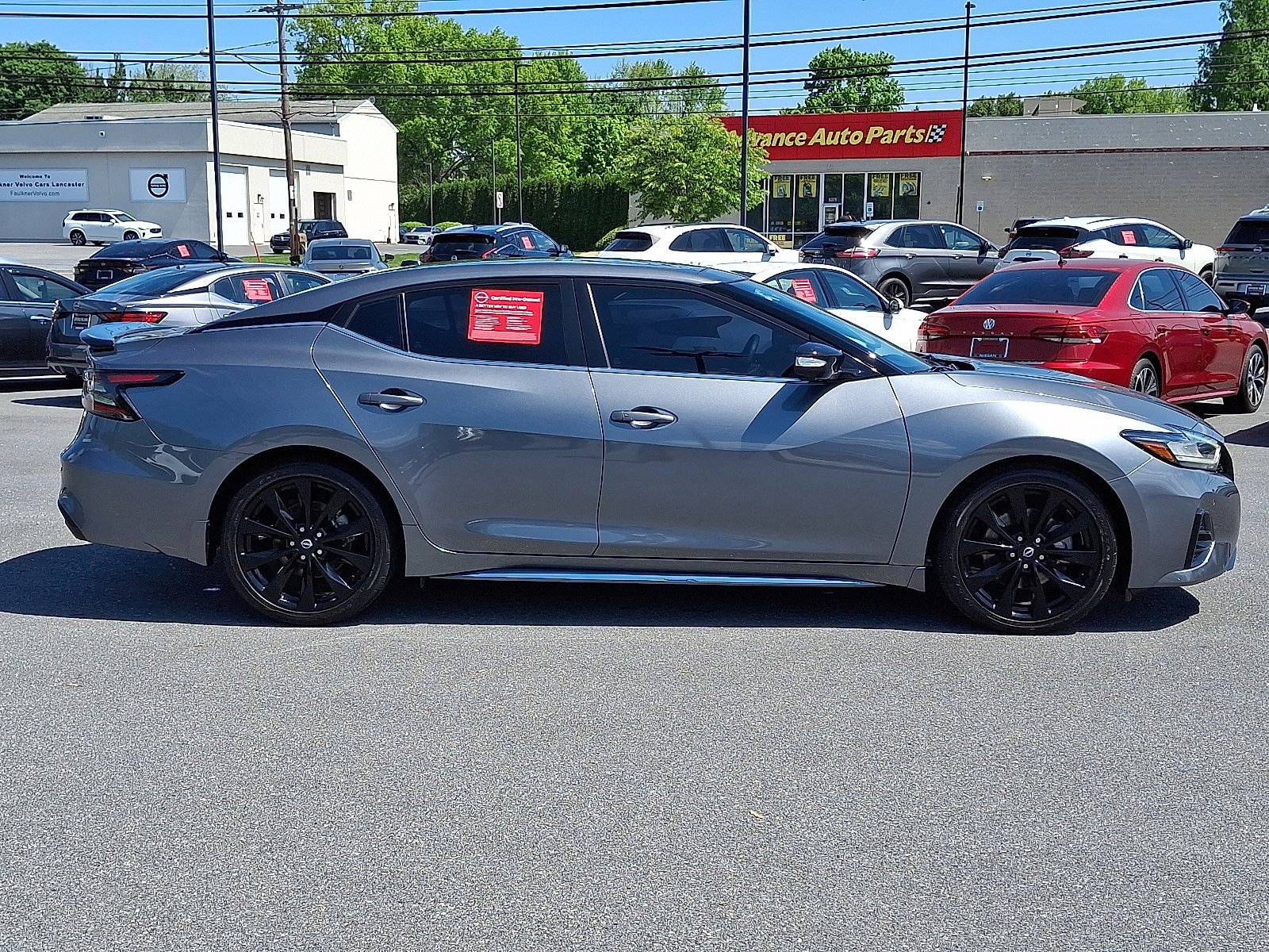 Certified 2023 Nissan Maxima SR w/ Sport Mat Group FWD image 8