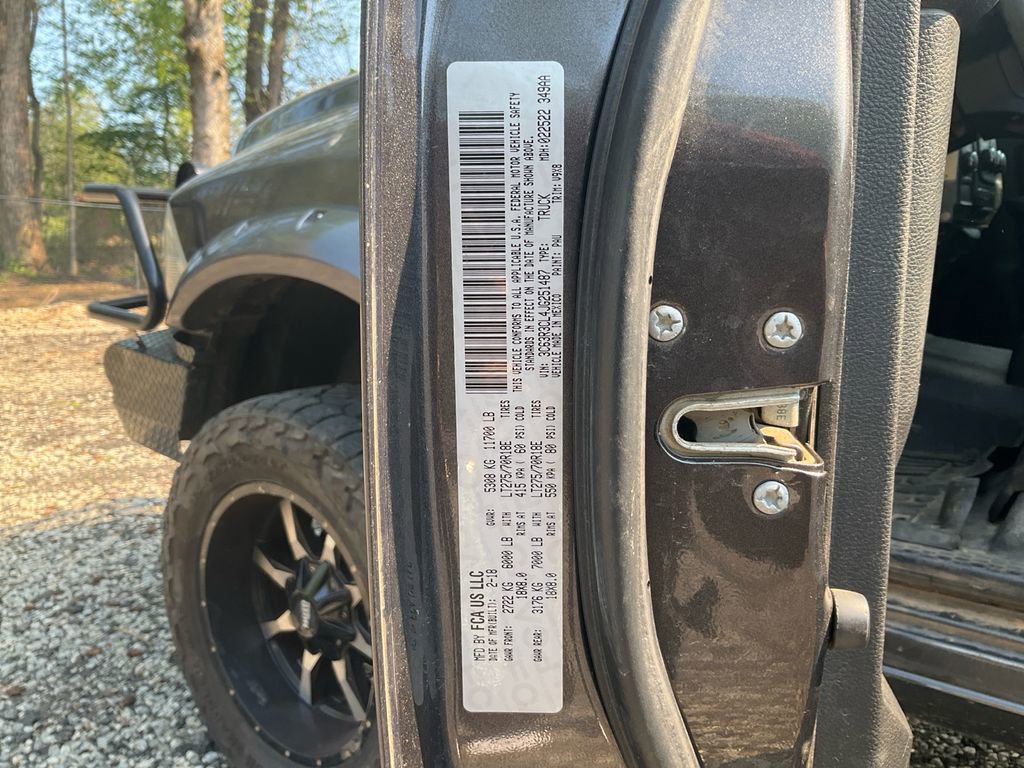 Used 2018 RAM 3500 Tradesman w/ Chrome Appearance Group image 18