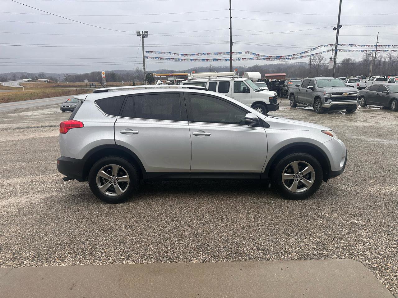 Used 2015 Toyota RAV4 XLE image 2