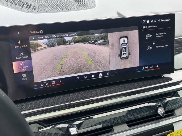 Used 2026 BMW X7 xDrive40i w/ M Sport Package AWD/4WD image 33