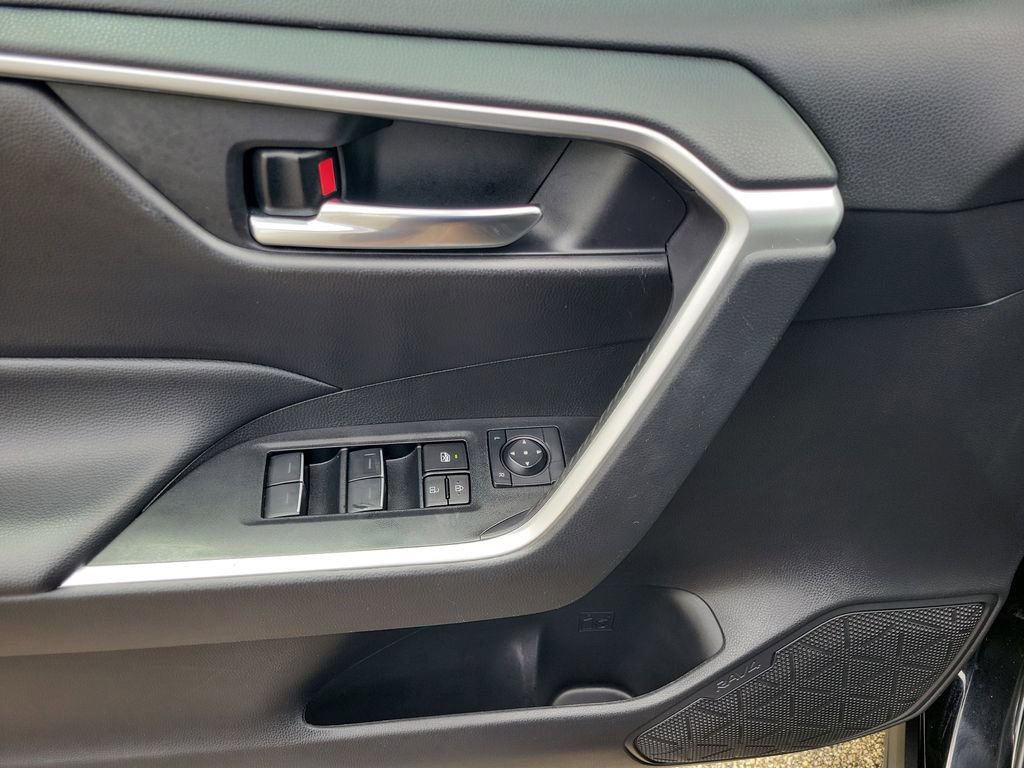 Used 2024 Toyota RAV4 AWD Hybrid image 25