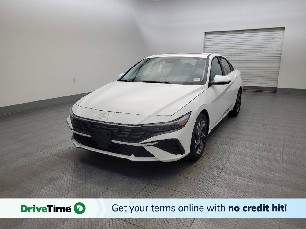 Used 2025 Hyundai Elantra SEL FWD image 1