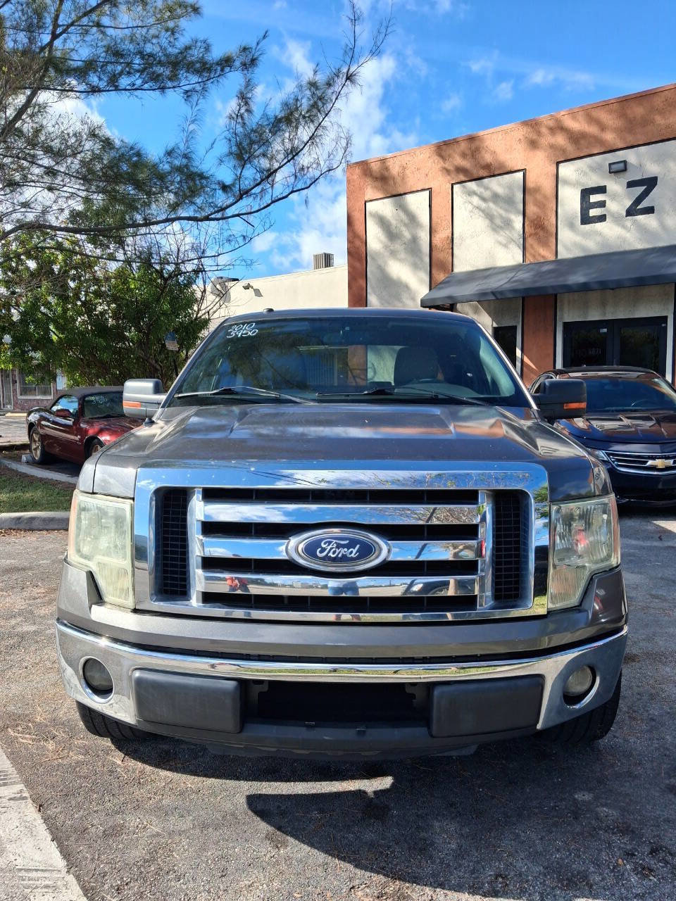 Used 2010 Ford F150 XLT image 3