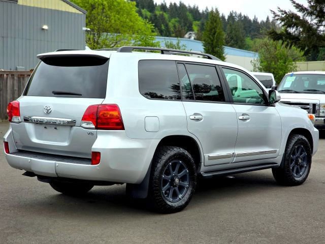 Used 2013 Toyota Land Cruiser AWD/4WD image 7