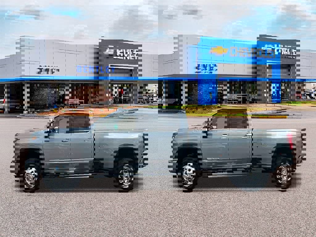 New 2026 Chevrolet Silverado 3500 High Country w/ High Country Premium Package image 2