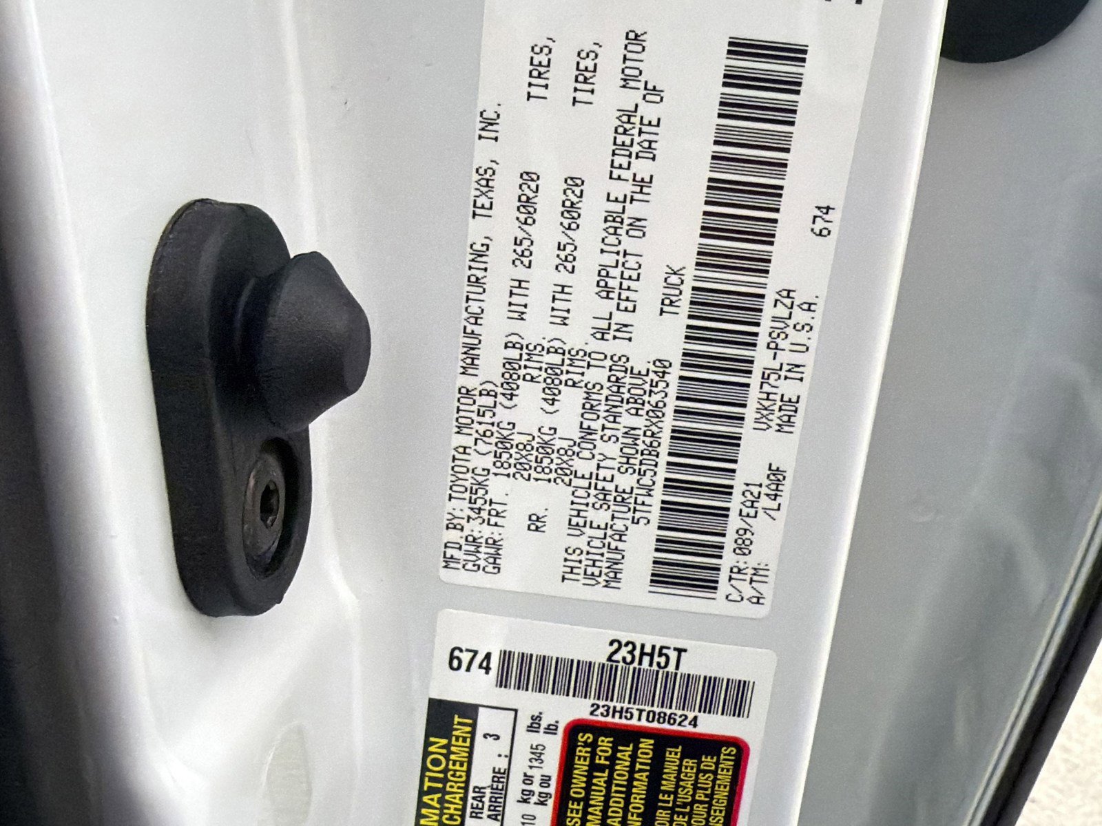 Used 2024 Toyota Tundra Limited AWD/4WD image 20