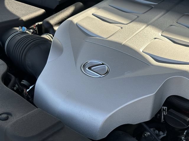 Used 2023 Lexus GX 460 Luxury w/ Accessory Package AWD/4WD image 33