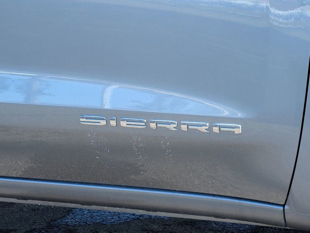 New 2026 GMC Sierra 1500 SLE image 13