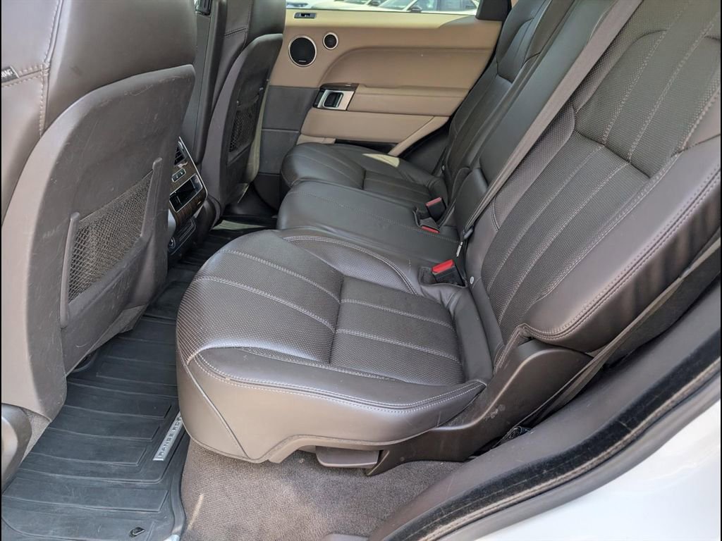 Used 2014 Land Rover Range Rover Sport HSE image 8