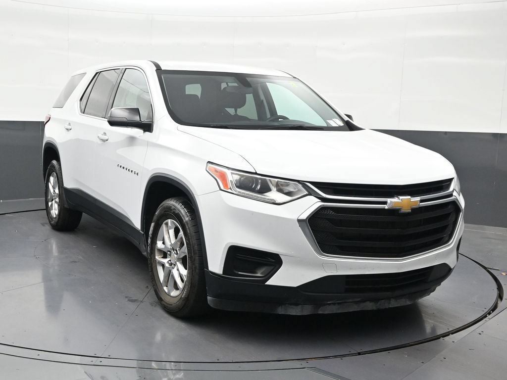 Used 2021 Chevrolet Traverse LS FWD image 8