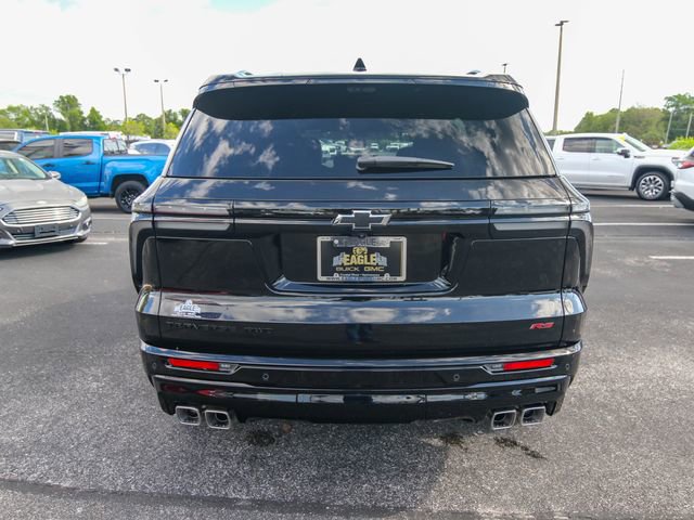 Used 2026 Chevrolet Traverse RS w/ LPO, Floor Liner Package AWD/4WD image 8