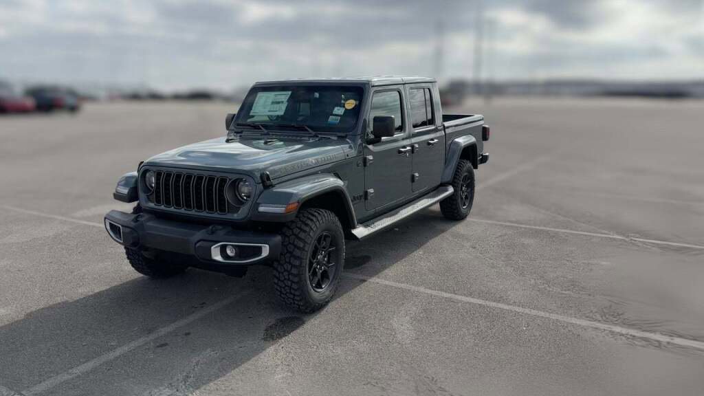 New 2026 Jeep Gladiator Sport image 1