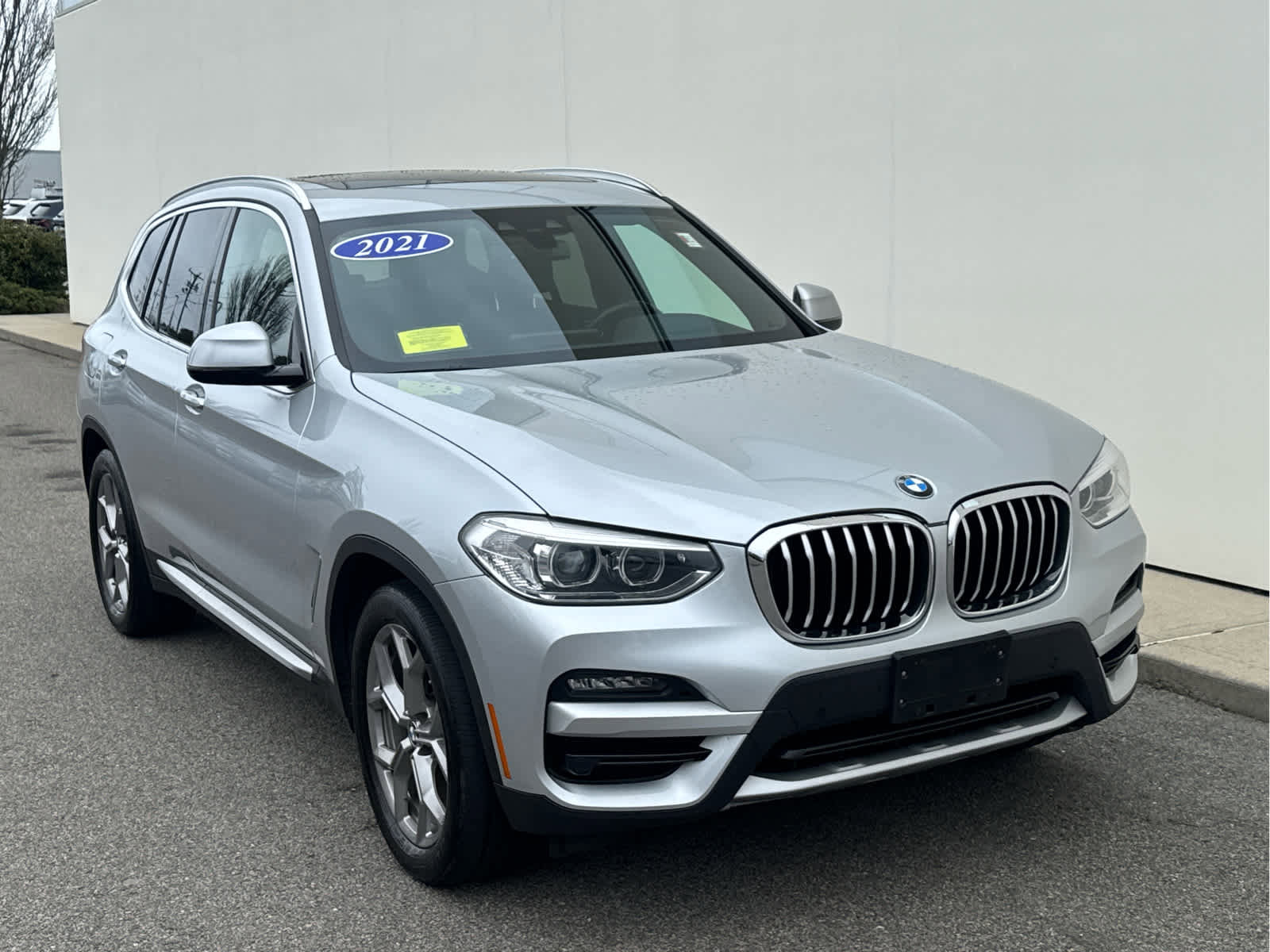 Used 2021 BMW X3 xDrive30e w/ Premium Package AWD/4WD image 2