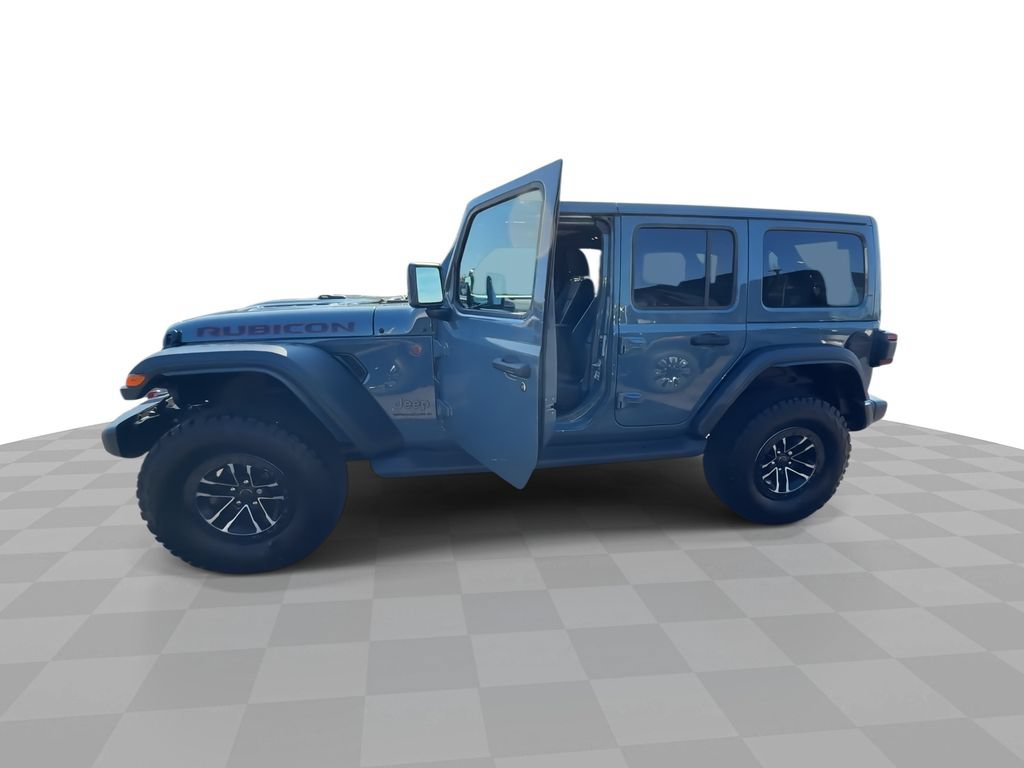 Used 2025 Jeep Wrangler Unlimited Rubicon w/ XTREMEE 35" Tire Package AWD/4WD image 5
