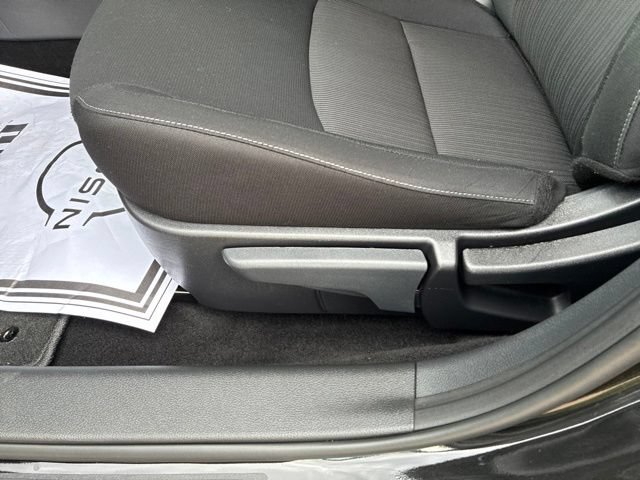 Used 2025 Nissan Sentra SV w/ All-Weather Package FWD image 14