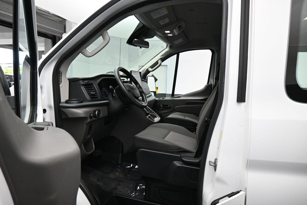 Used 2023 Ford Transit 350 XLT RWD image 11