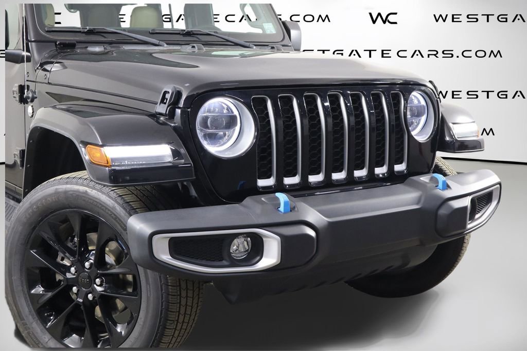 Used 2023 Jeep Wrangler Unlimited Sahara w/ Cold Weather Group image 46