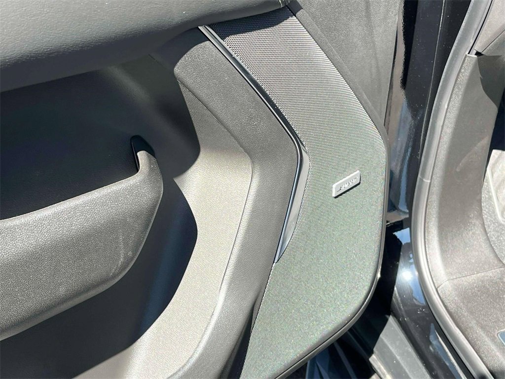 New 2025 GMC Yukon XL Elevation image 23