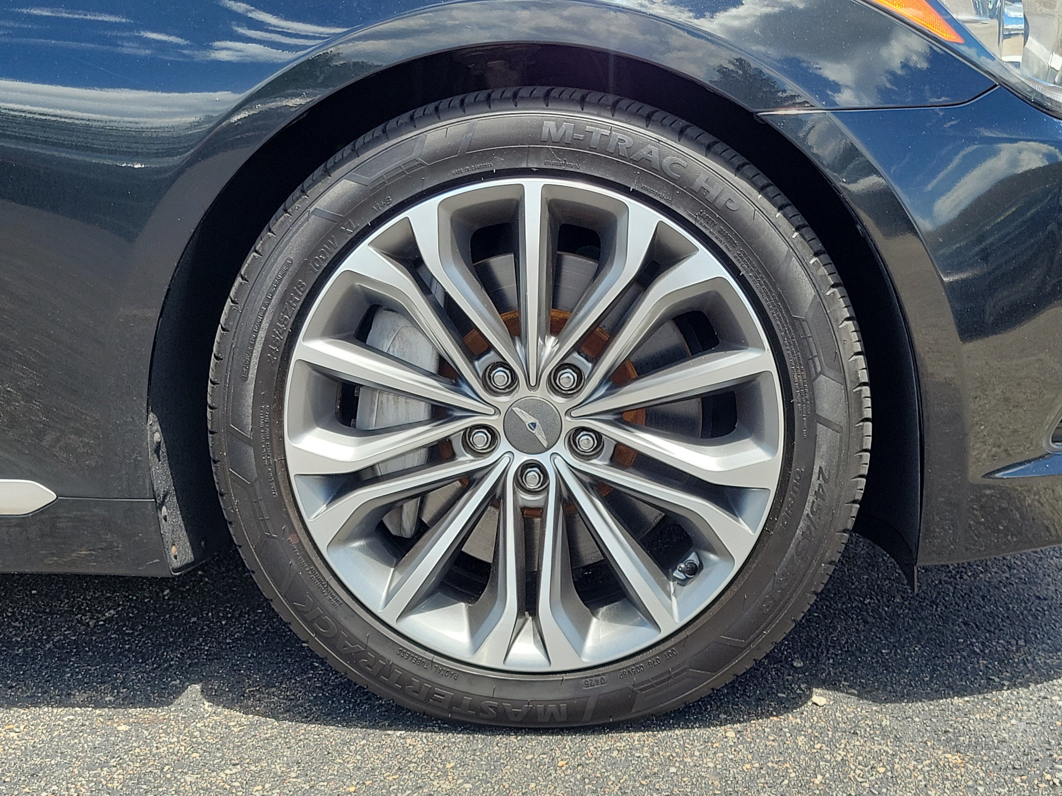 Used 2016 Hyundai Genesis 3.8 w/ Option Group 02 AWD/4WD image 5