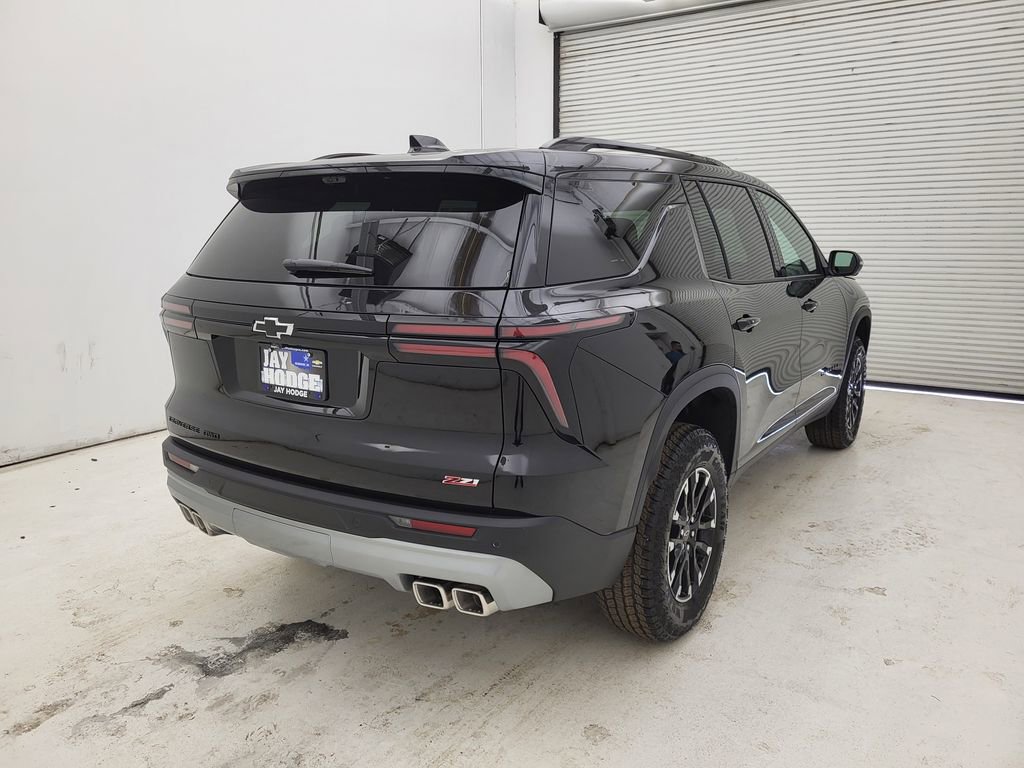 New 2026 Chevrolet Traverse Z71 w/ Driver Confidence Package image 15