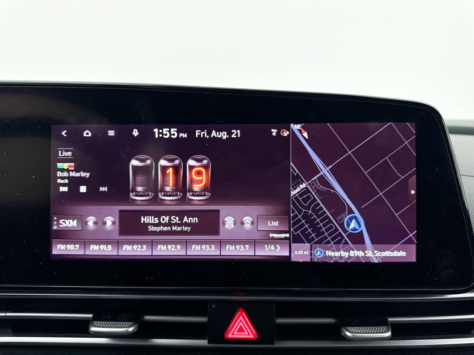Used 2023 Hyundai Elantra SEL w/ Convenience Package FWD image 5