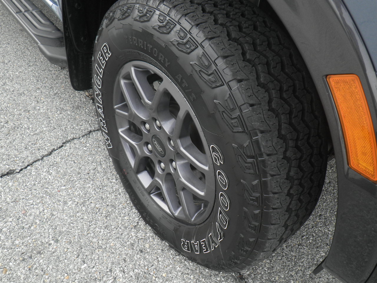 Certified 2024 Ford Ranger XLT w/ FX4 Off-Road Package image 9