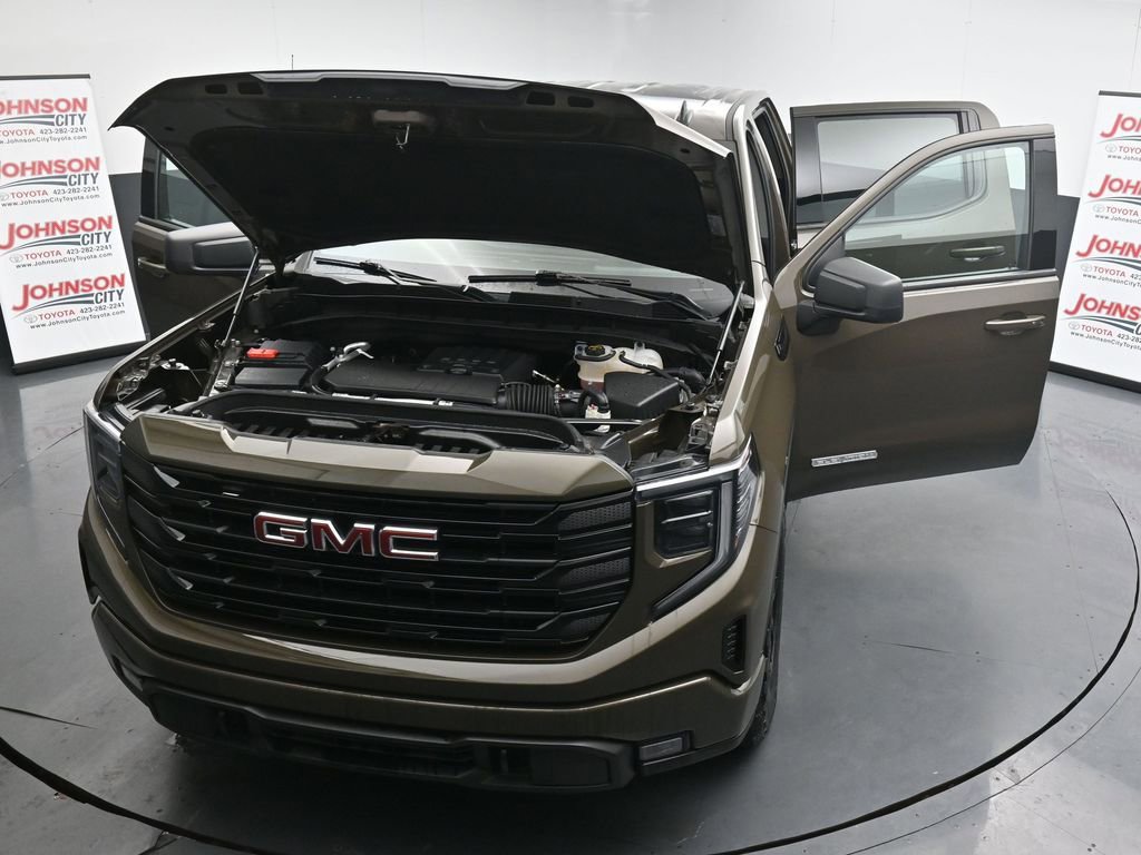 Used 2024 GMC Sierra 1500 Elevation image 40