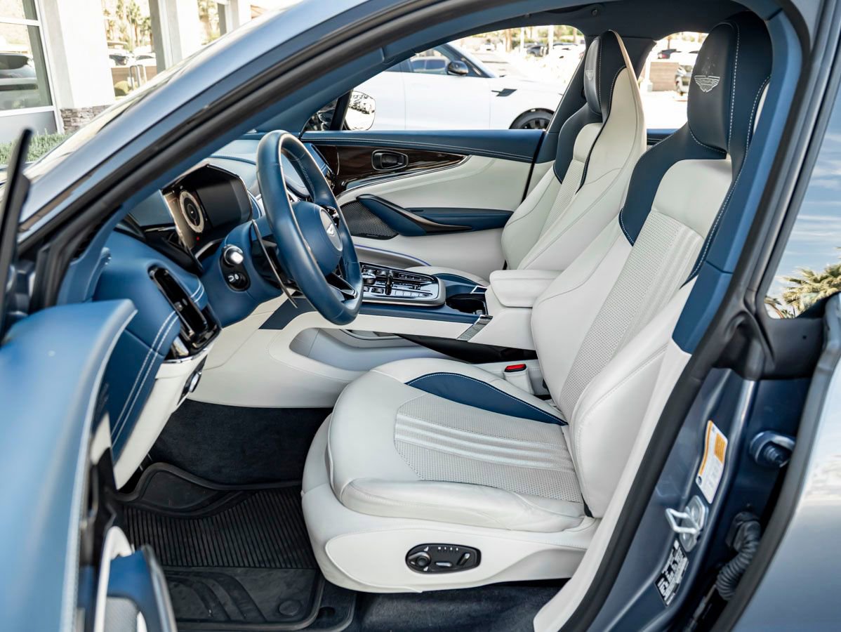 Used 2025 Aston Martin DBX 707 image 15