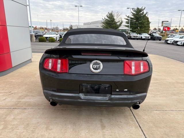 Used 2010 Ford Mustang GT image 11