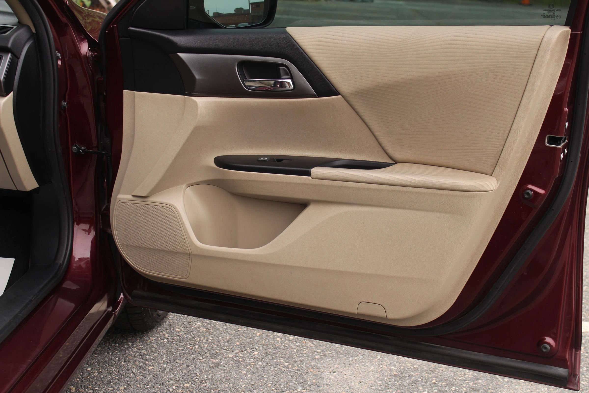 Used 2015 Honda Accord LX image 18