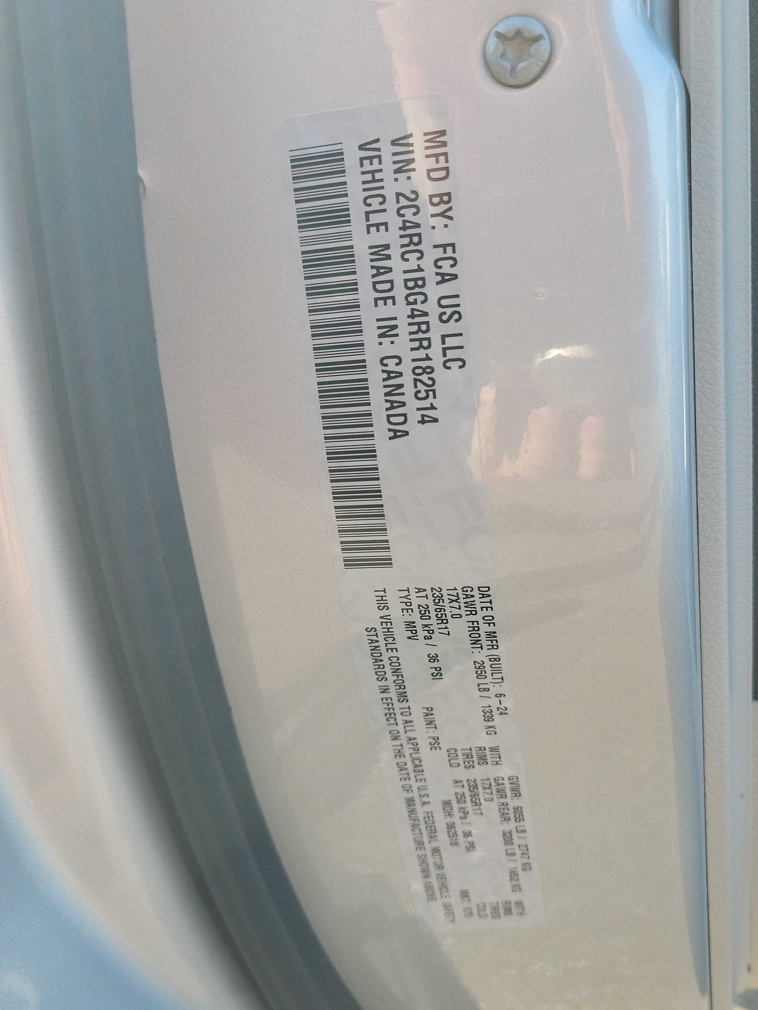 Used 2024 Chrysler Pacifica Touring-L image 35