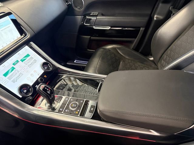 Used 2022 Land Rover Range Rover Sport SVR image 18