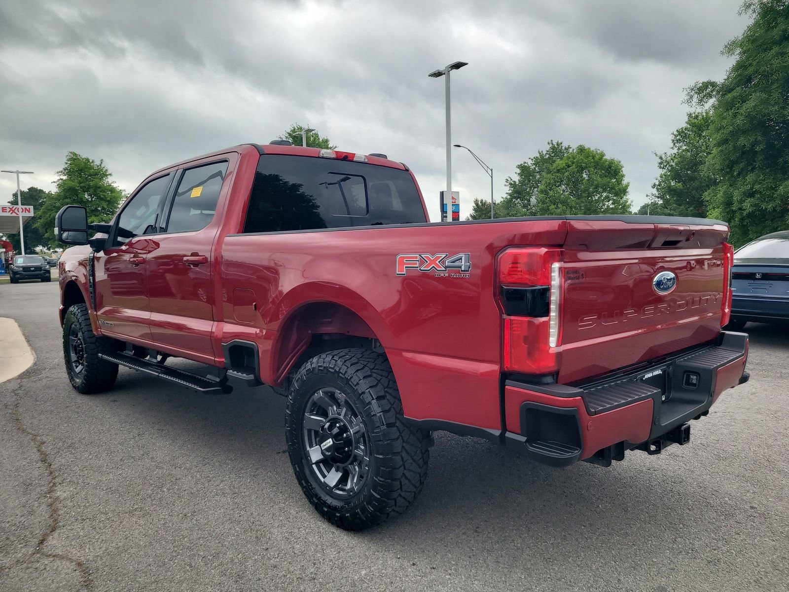 Used 2024 Ford F350 Lariat w/ Lariat Ultimate Package AWD/4WD image 5