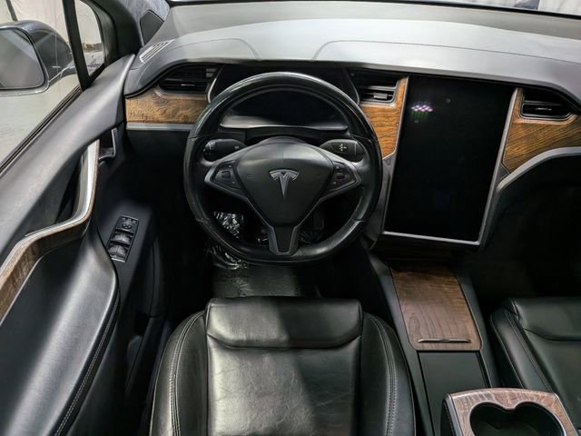 Used 2020 Tesla Model X Long Range image 7