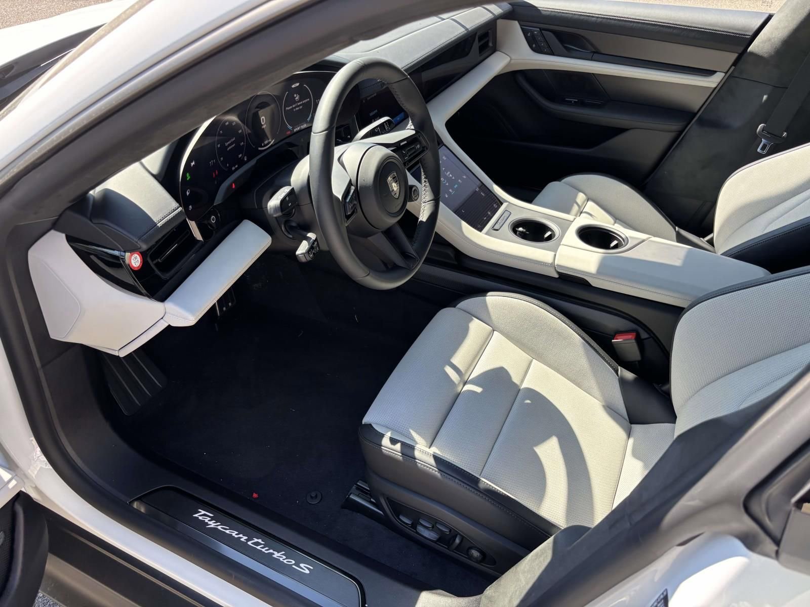 New 2026 Porsche Taycan Turbo S AWD/4WD image 19