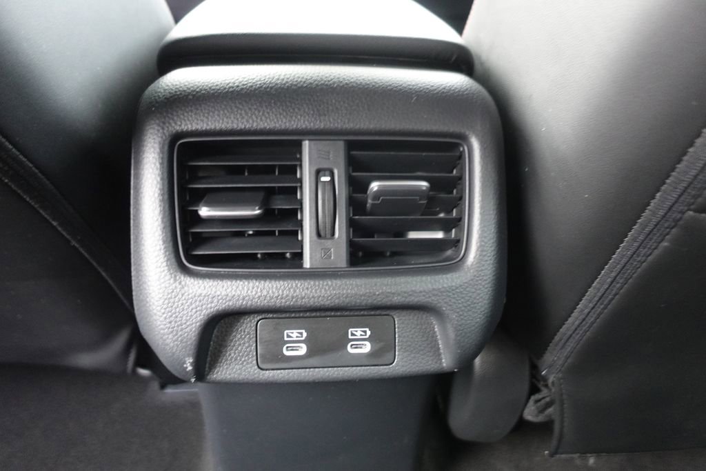 Certified 2025 Acura ADX A-Spec image 27