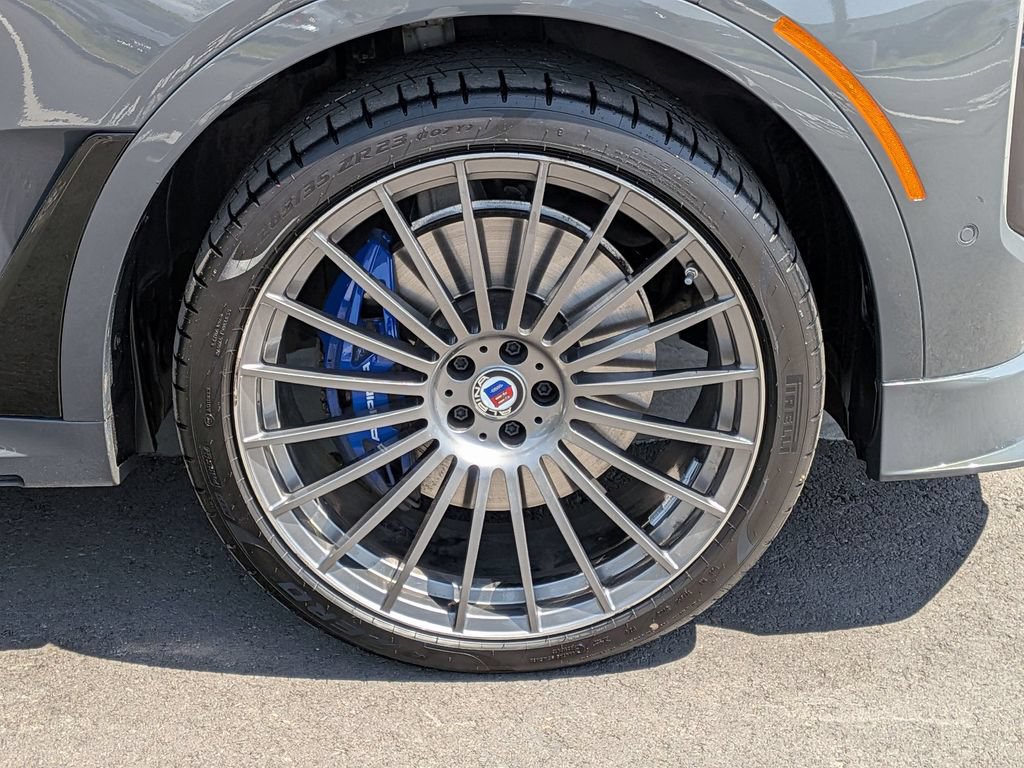 Certified 2025 BMW ALPINA XB7 AWD/4WD image 29