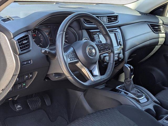 Used 2018 Nissan Rogue SV w/ Premium Package image 9