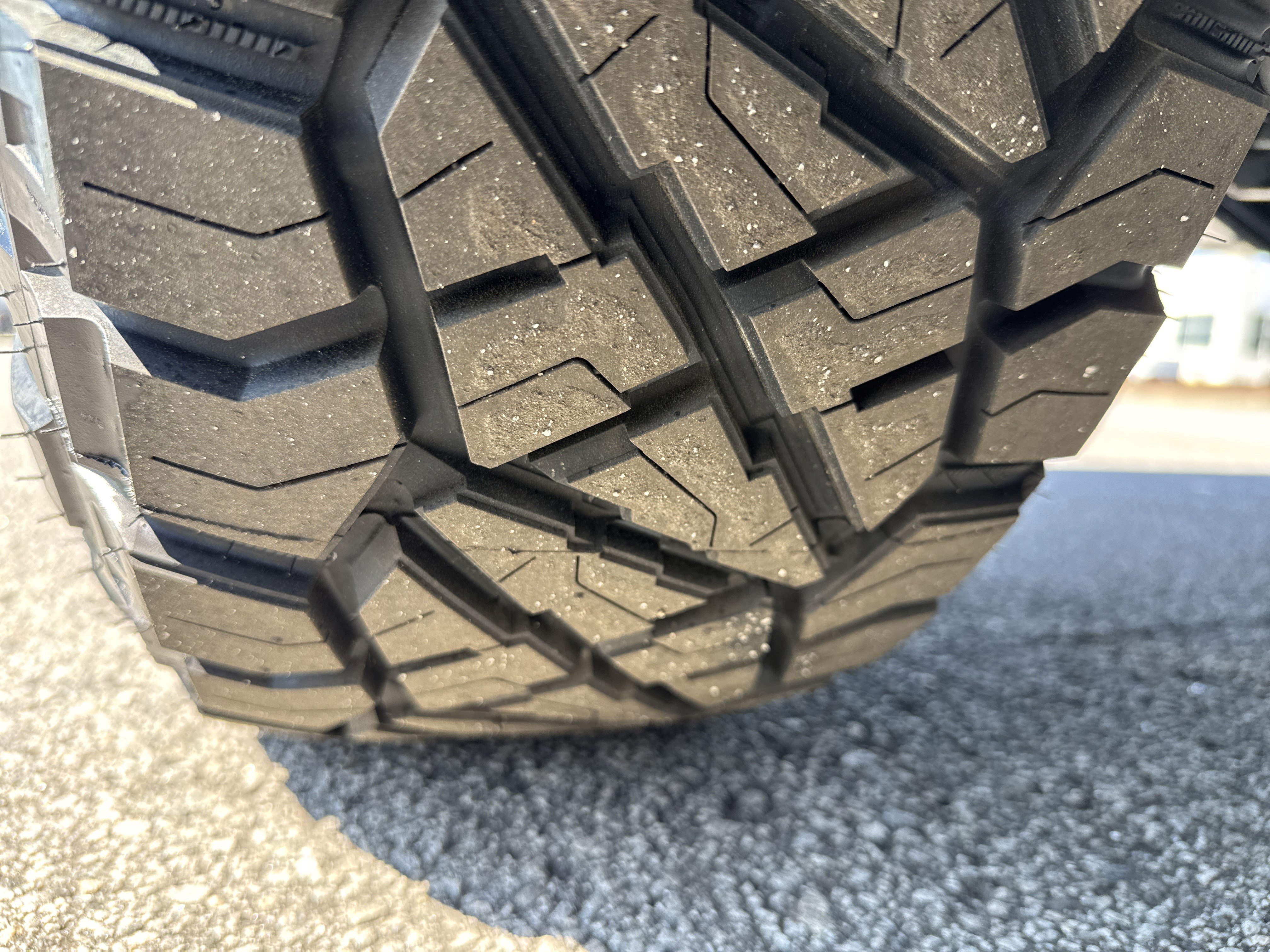 Used 2024 INEOS Grenadier Fieldmaster Edition image 12