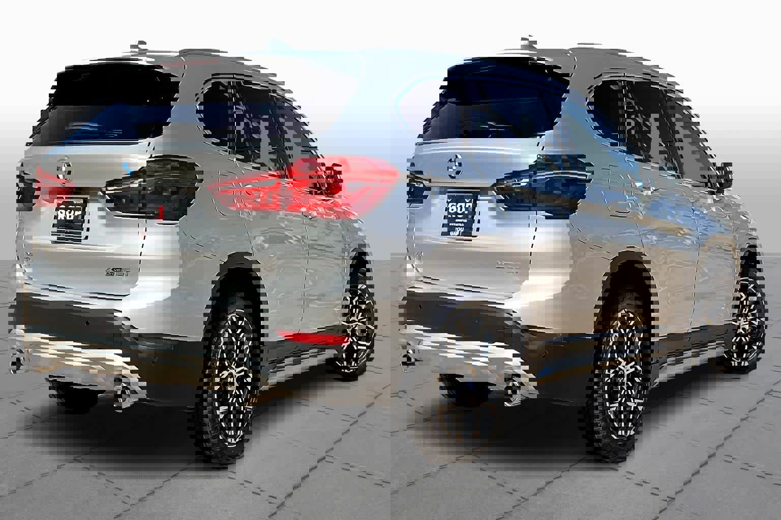 Used 2021 BMW X1 xDrive28i w/ Convenience Package image 10