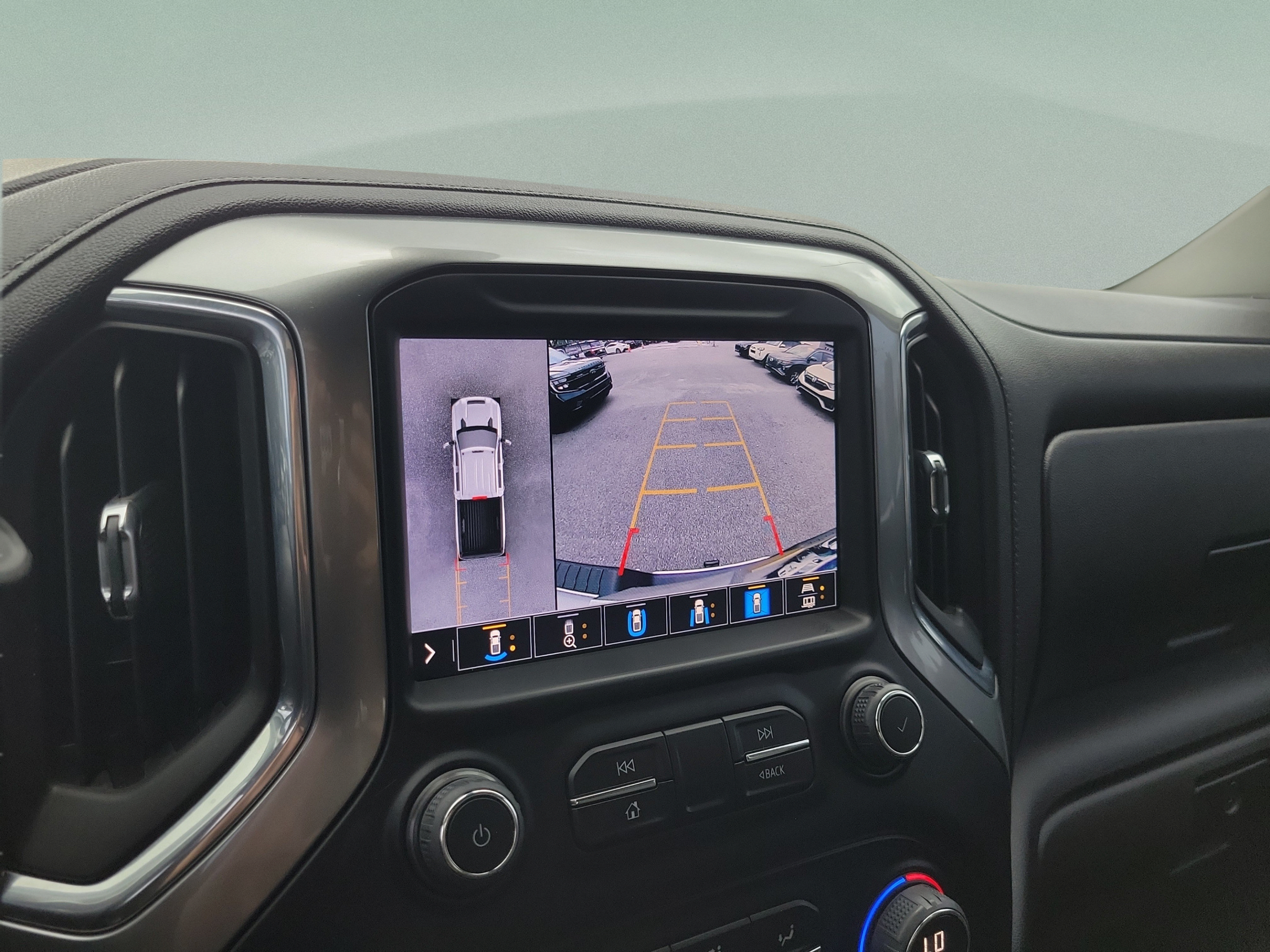 Used 2023 Chevrolet Silverado 2500 LTZ w/ LTZ Premium Package AWD/4WD image 25