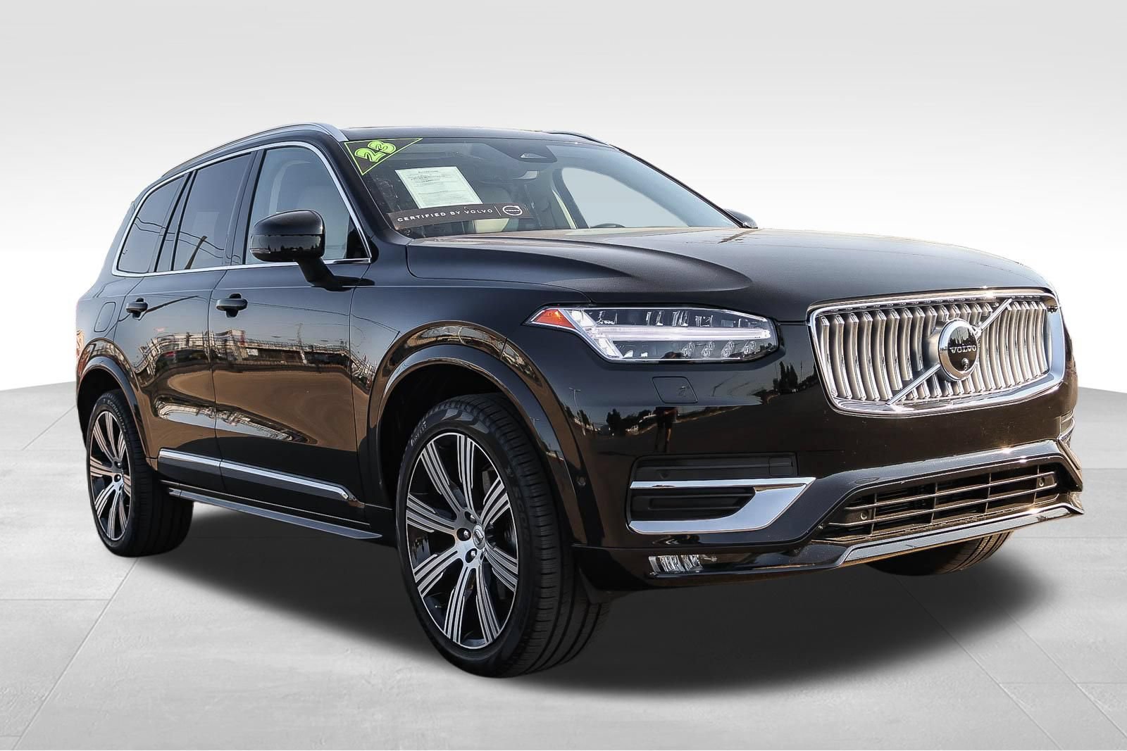 Used 2023 Volvo XC90 B6 Ultimate w/ Protection Package Premier AWD/4WD image 3