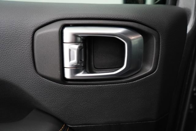 Used 2025 Jeep Wrangler Unlimited Sahara image 48