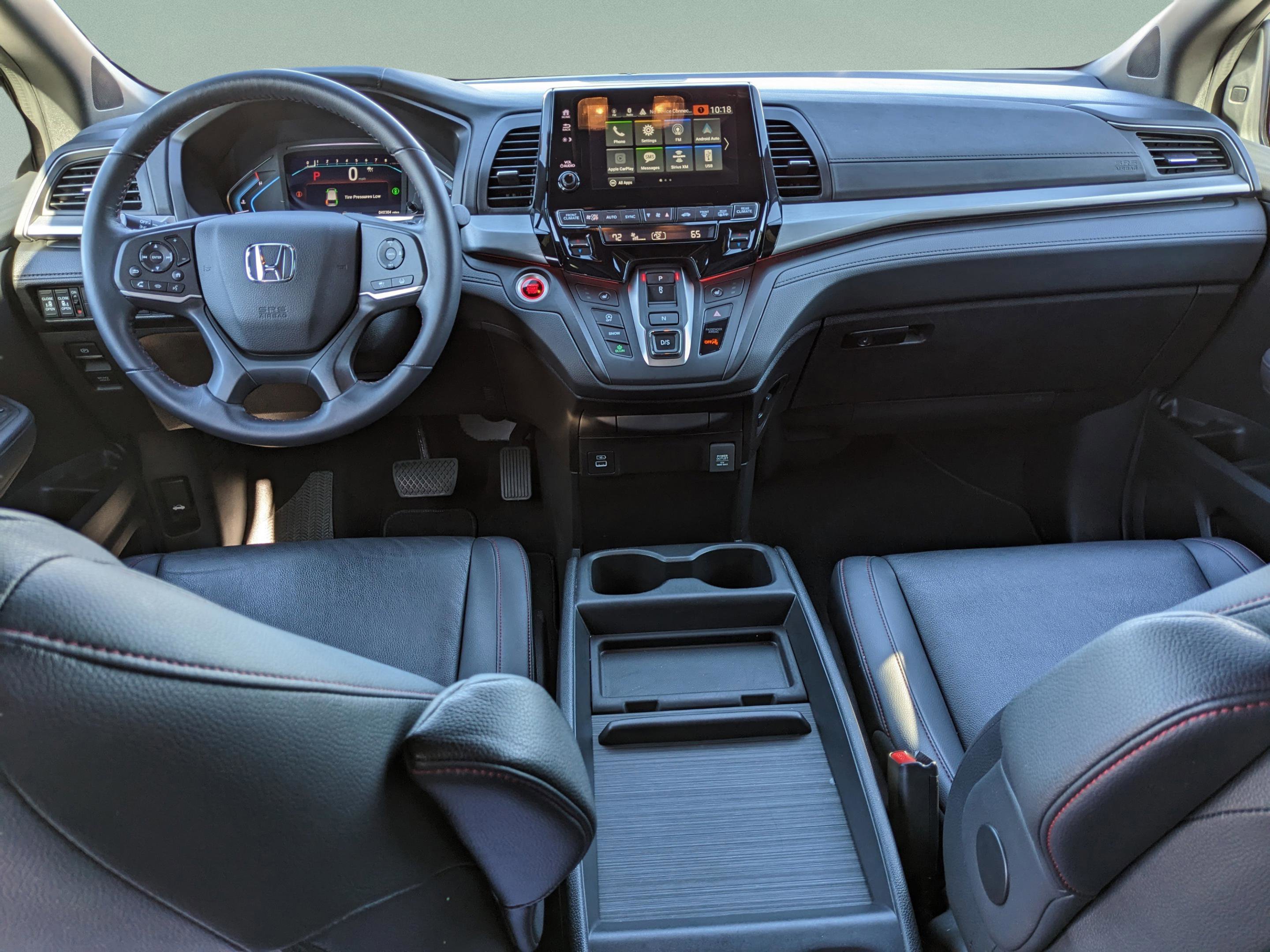 Used 2023 Honda Odyssey Sport image 11