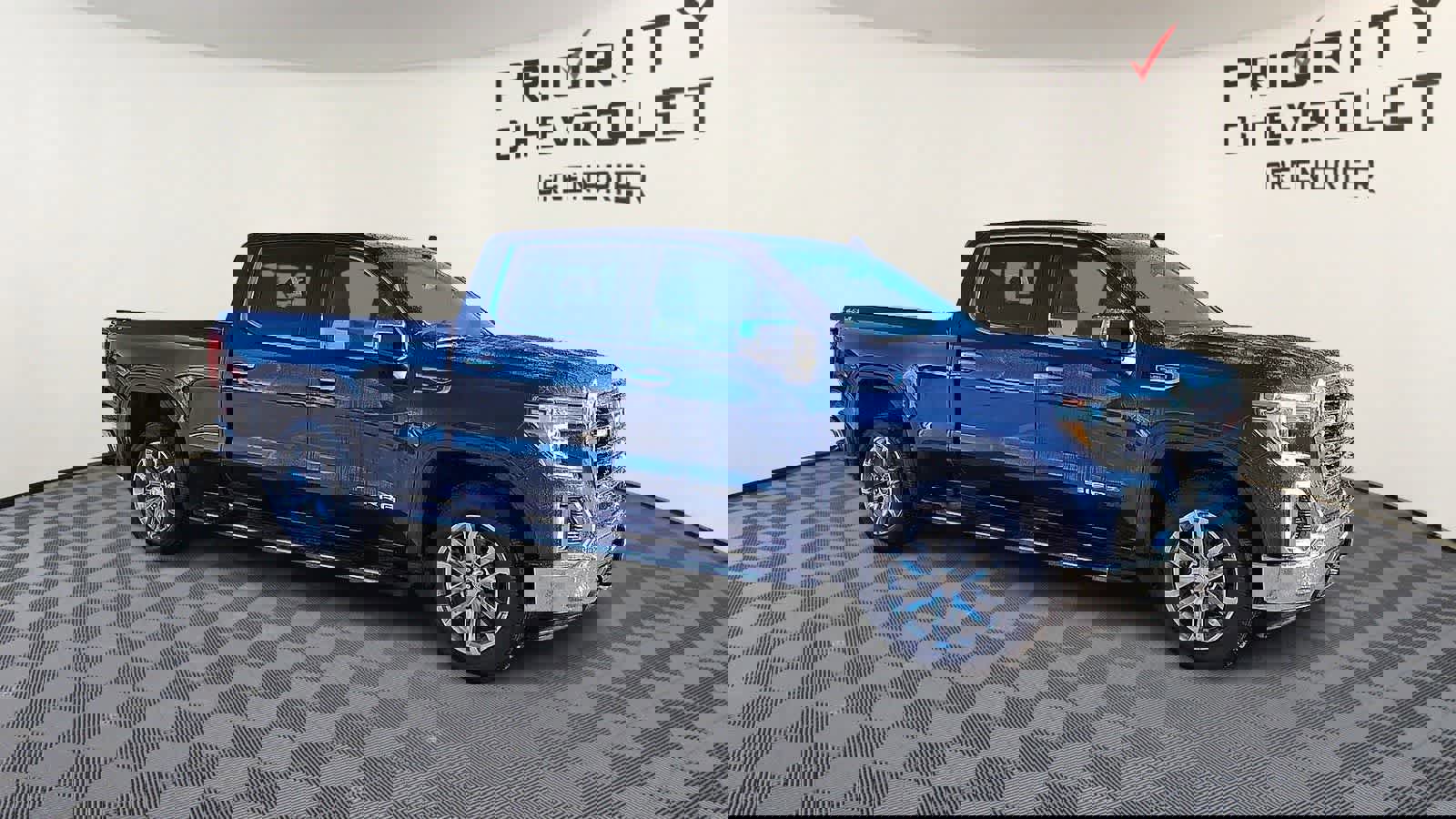 Used 2021 GMC Sierra 1500 SLT w/ SLT Premium Package image 2