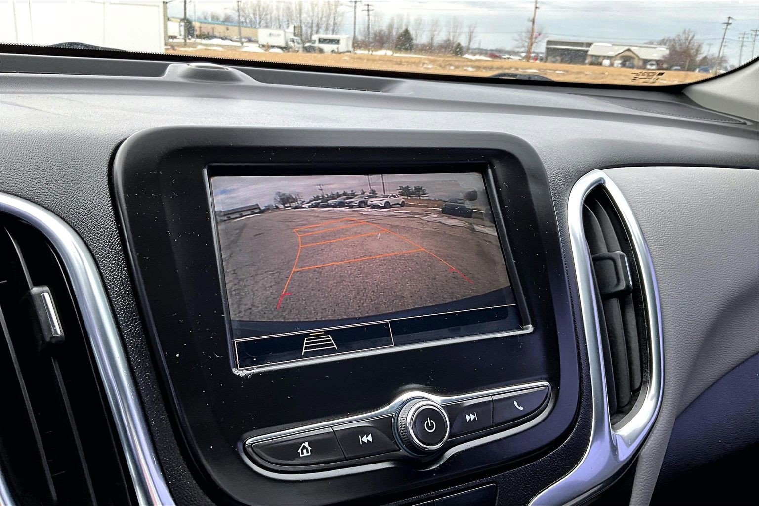 Used 2022 Chevrolet Equinox LS AWD/4WD image 30