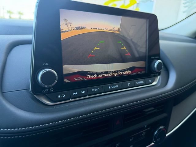 Certified 2025 Nissan Rogue S FWD image 21